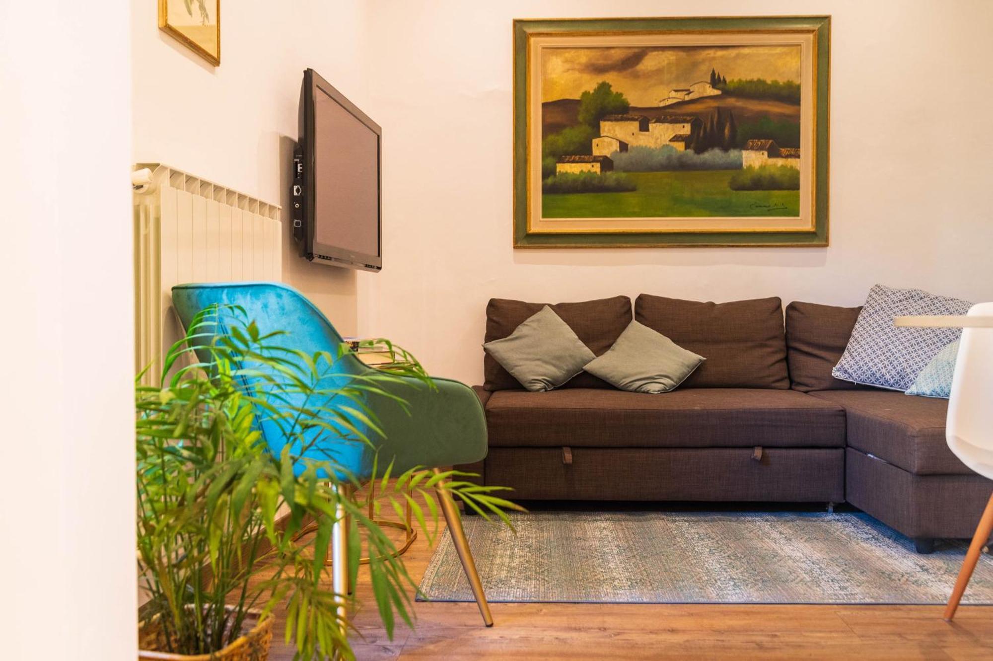 Angie Apartment *